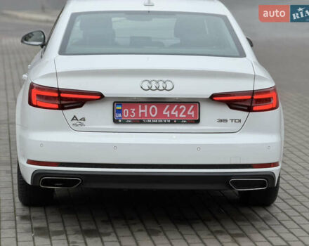 Белый Ауди А4, объемом двигателя 1.97 л и пробегом 92 тыс. км за 24000 $, фото 4 на Automoto.ua