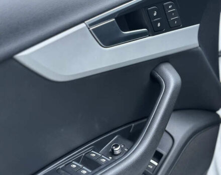 Белый Ауди А4, объемом двигателя 1.98 л и пробегом 127 тыс. км за 20900 $, фото 28 на Automoto.ua