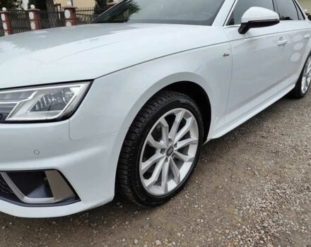 Белый Ауди А4, объемом двигателя 2 л и пробегом 80 тыс. км за 11200 $, фото 8 на Automoto.ua