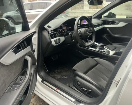 Белый Ауди А4, объемом двигателя 2 л и пробегом 43 тыс. км за 29000 $, фото 6 на Automoto.ua