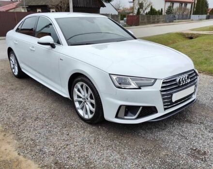 Белый Ауди А4, объемом двигателя 2 л и пробегом 80 тыс. км за 11200 $, фото 6 на Automoto.ua