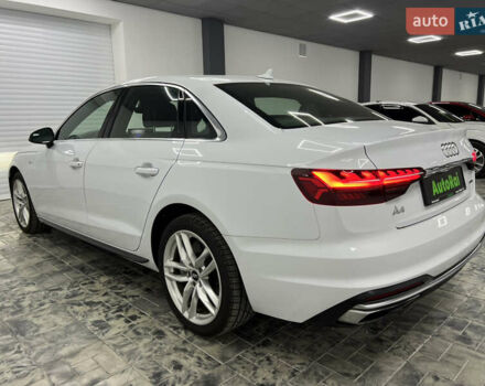 Белый Ауди А4, объемом двигателя 1.98 л и пробегом 63 тыс. км за 27900 $, фото 4 на Automoto.ua