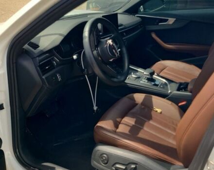 Белый Ауди А4, объемом двигателя 2 л и пробегом 81 тыс. км за 16000 $, фото 4 на Automoto.ua