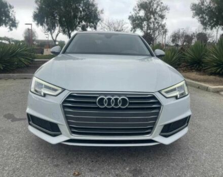 Белый Ауди А4, объемом двигателя 2 л и пробегом 31 тыс. км за 12000 $, фото 1 на Automoto.ua