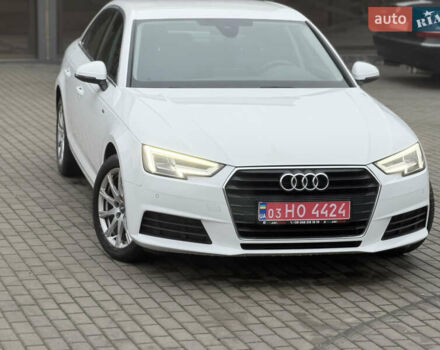 Белый Ауди А4, объемом двигателя 1.97 л и пробегом 92 тыс. км за 24000 $, фото 3 на Automoto.ua