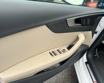 Белый Ауди А4, объемом двигателя 1.98 л и пробегом 63 тыс. км за 27100 $, фото 10 на Automoto.ua