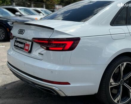 Белый Ауди А4, объемом двигателя 2 л и пробегом 73 тыс. км за 22290 $, фото 14 на Automoto.ua