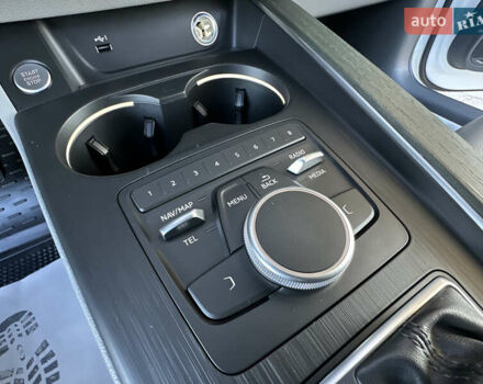 Белый Ауди А4, объемом двигателя 2 л и пробегом 122 тыс. км за 18650 $, фото 74 на Automoto.ua