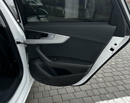 Белый Ауди А4, объемом двигателя 1.98 л и пробегом 127 тыс. км за 20900 $, фото 31 на Automoto.ua