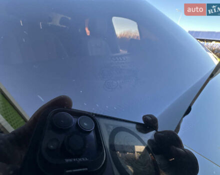 Белый Ауди А4, объемом двигателя 2 л и пробегом 122 тыс. км за 18650 $, фото 123 на Automoto.ua