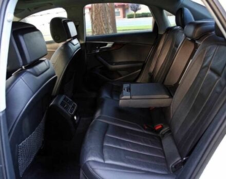 Белый Ауди А4, объемом двигателя 2 л и пробегом 45 тыс. км за 11500 $, фото 11 на Automoto.ua