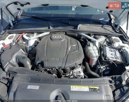 Белый Ауди А4, объемом двигателя 2 л и пробегом 141 тыс. км за 4700 $, фото 9 на Automoto.ua