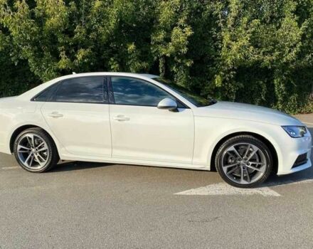 Белый Ауди А4, объемом двигателя 2 л и пробегом 29 тыс. км за 17150 $, фото 2 на Automoto.ua