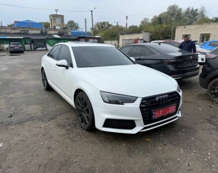 Белый Ауди А4, объемом двигателя 2 л и пробегом 120 тыс. км за 20500 $, фото 1 на Automoto.ua