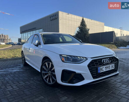 Белый Ауди А4, объемом двигателя 2 л и пробегом 105 тыс. км за 26000 $, фото 6 на Automoto.ua