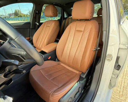 Белый Ауди А4, объемом двигателя 2 л и пробегом 55 тыс. км за 25500 $, фото 15 на Automoto.ua