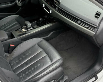 Білий Ауді А4, об'ємом двигуна 1.98 л та пробігом 82 тис. км за 25000 $, фото 9 на Automoto.ua