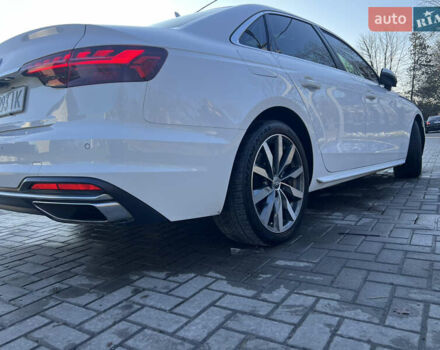 Белый Ауди А4, объемом двигателя 2 л и пробегом 105 тыс. км за 26000 $, фото 8 на Automoto.ua