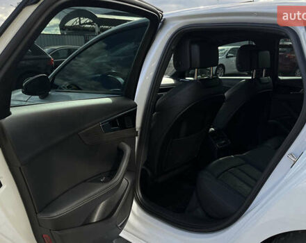 Белый Ауди А4, объемом двигателя 1.98 л и пробегом 82 тыс. км за 28000 $, фото 24 на Automoto.ua