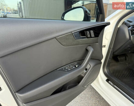 Білий Ауді А4, об'ємом двигуна 2 л та пробігом 126 тис. км за 23900 $, фото 43 на Automoto.ua