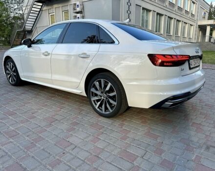 Белый Ауди А4, объемом двигателя 0 л и пробегом 53 тыс. км за 23500 $, фото 5 на Automoto.ua