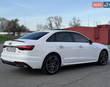 Білий Ауді А4, об'ємом двигуна 2 л та пробігом 126 тис. км за 23900 $, фото 27 на Automoto.ua