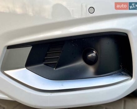 Белый Ауди А4, объемом двигателя 1.98 л и пробегом 5 тыс. км за 27800 $, фото 11 на Automoto.ua