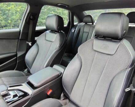 Белый Ауди А4, объемом двигателя 2 л и пробегом 42 тыс. км за 9500 $, фото 7 на Automoto.ua