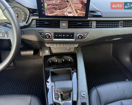 Білий Ауді А4, об'ємом двигуна 2 л та пробігом 126 тис. км за 23900 $, фото 53 на Automoto.ua