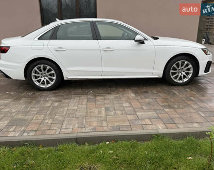 Білий Ауді А4, об'ємом двигуна 1.98 л та пробігом 82 тис. км за 25000 $, фото 3 на Automoto.ua