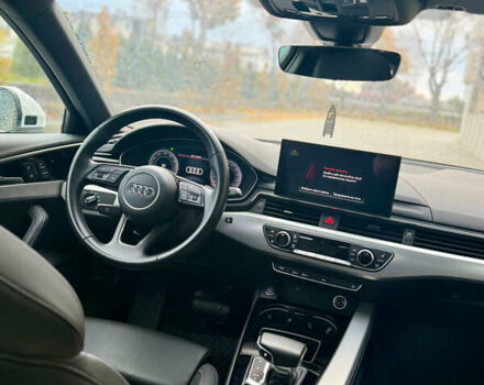Білий Ауді А4, об'ємом двигуна 1.98 л та пробігом 39 тис. км за 28990 $, фото 12 на Automoto.ua