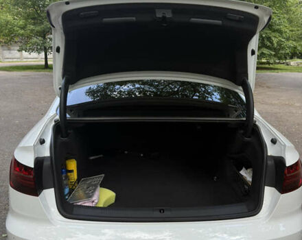 Белый Ауди А4, объемом двигателя 1.98 л и пробегом 49 тыс. км за 31500 $, фото 10 на Automoto.ua