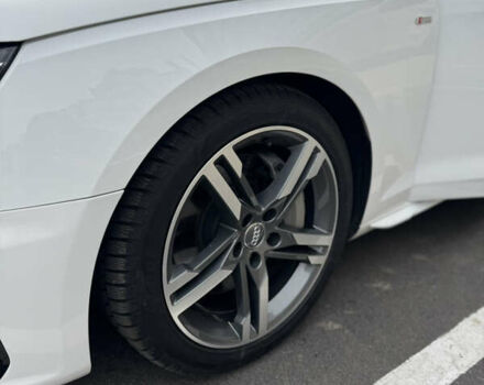 Белый Ауди А4, объемом двигателя 2 л и пробегом 35 тыс. км за 35999 $, фото 10 на Automoto.ua