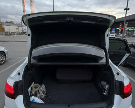 Ауді А4 2020 у Києві на Automoto.ua Білий Ауді А4, об'ємом двигуна 2 л та пробігом 94 тис. км за 27500 $, фото 10 на Automoto.ua