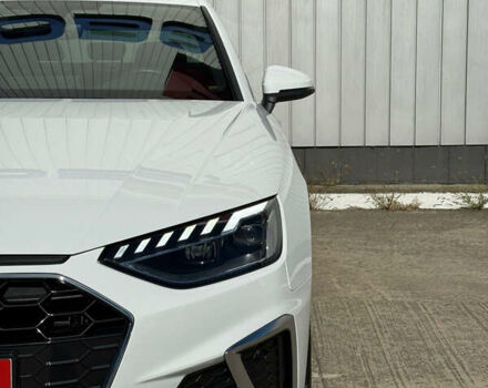 Белый Ауди А4, объемом двигателя 2 л и пробегом 55 тыс. км за 25500 $, фото 4 на Automoto.ua