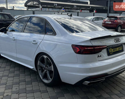 Белый Ауди А4, объемом двигателя 1.98 л и пробегом 82 тыс. км за 28000 $, фото 4 на Automoto.ua