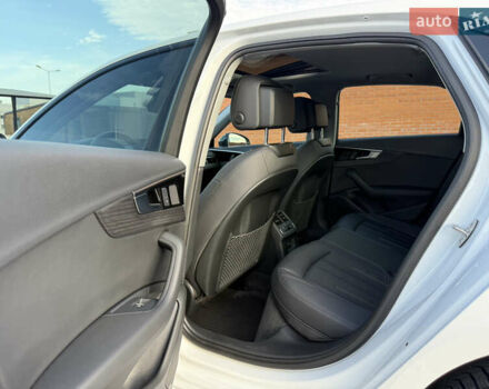 Білий Ауді А4, об'ємом двигуна 2 л та пробігом 126 тис. км за 23900 $, фото 49 на Automoto.ua