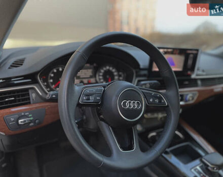 Белый Ауди А4, объемом двигателя 1.98 л и пробегом 5 тыс. км за 27800 $, фото 27 на Automoto.ua