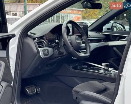 Белый Ауди А4, объемом двигателя 2 л и пробегом 65 тыс. км за 26500 $, фото 5 на Automoto.ua