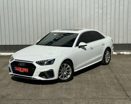 Белый Ауди А4, объемом двигателя 2 л и пробегом 55 тыс. км за 25500 $, фото 5 на Automoto.ua