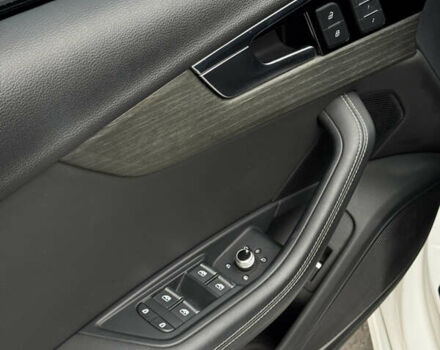 Белый Ауди А4, объемом двигателя 2 л и пробегом 35 тыс. км за 35999 $, фото 7 на Automoto.ua