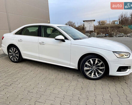 Белый Ауди А4, объемом двигателя 1.98 л и пробегом 5 тыс. км за 27800 $, фото 6 на Automoto.ua