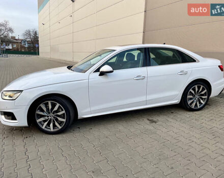 Белый Ауди А4, объемом двигателя 1.98 л и пробегом 5 тыс. км за 27800 $, фото 9 на Automoto.ua