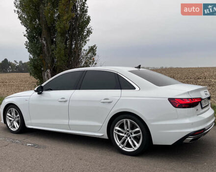 Белый Ауди А4, объемом двигателя 1.98 л и пробегом 39 тыс. км за 28500 $, фото 2 на Automoto.ua