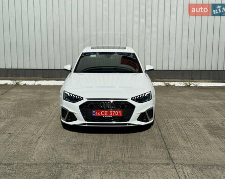 Белый Ауди А4, объемом двигателя 2 л и пробегом 55 тыс. км за 25500 $, фото 2 на Automoto.ua