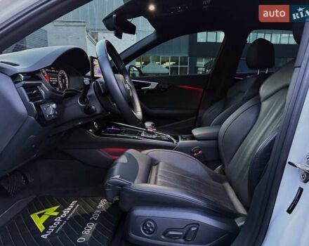 Білий Ауді А4, об'ємом двигуна 1.98 л та пробігом 76 тис. км за 30999 $, фото 28 на Automoto.ua