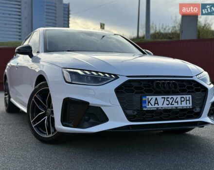 Білий Ауді А4, об'ємом двигуна 2 л та пробігом 126 тис. км за 23900 $, фото 4 на Automoto.ua