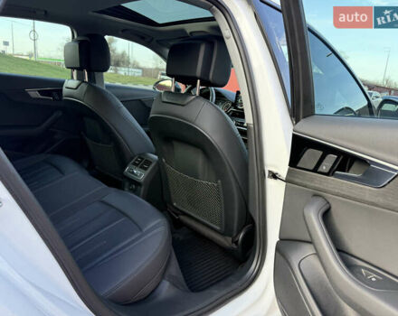 Білий Ауді А4, об'ємом двигуна 2 л та пробігом 126 тис. км за 23900 $, фото 57 на Automoto.ua
