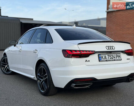 Білий Ауді А4, об'ємом двигуна 2 л та пробігом 126 тис. км за 23900 $, фото 32 на Automoto.ua