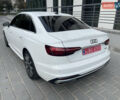 Білий Ауді А4, об'ємом двигуна 2 л та пробігом 70 тис. км за 27000 $, фото 4 на Automoto.ua
